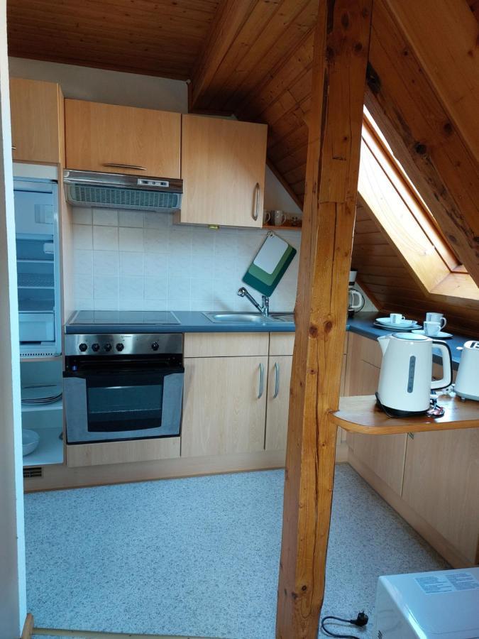 Dachgeschosswohnung Mit Burgblick In Kues Bernkastel-Kues Εξωτερικό φωτογραφία